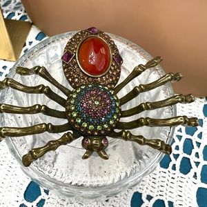 Heidi Daus carnelian vintage spider 🕷 pin EUC